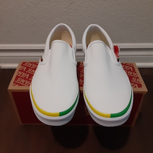 Vans - Picture 3 of 4